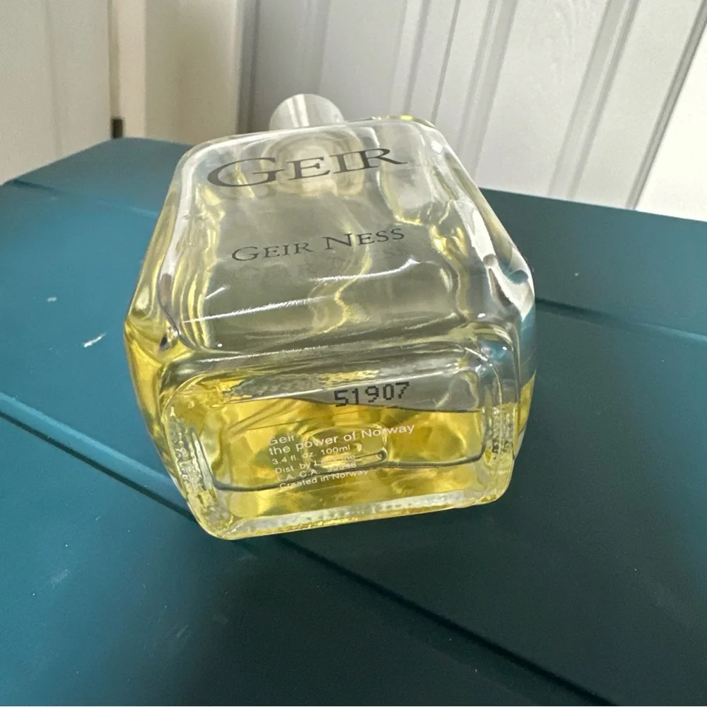 GEIR Eau de Parfum Bottle 3.4 - Picture 5 of 5
